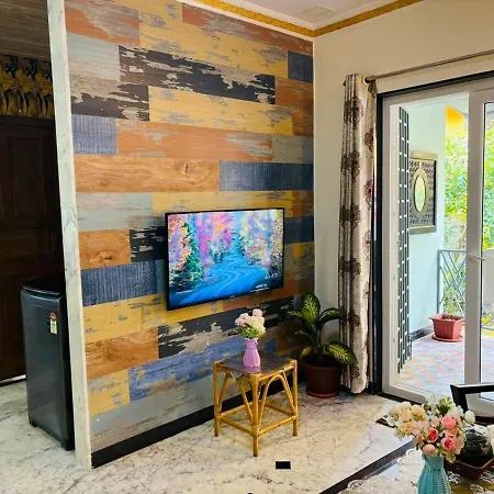 Candolim Kanha Pool Flat